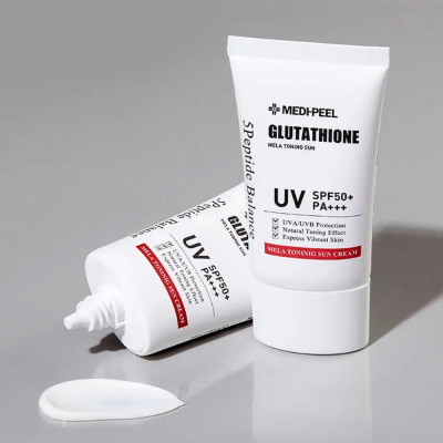 KIOKOMedi Peel Bio Intense Glutathione Mela Тонизирующий солнцезащитный крем SPF 50+ PA+++, 50 мл