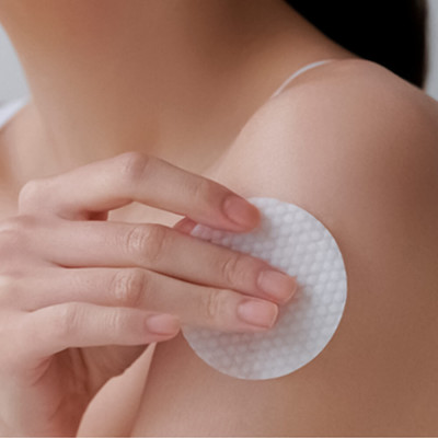 KIOKOCelimax Ji Woo Gae One Step Body Brightening Pad Apgaismojošās spilventiņi